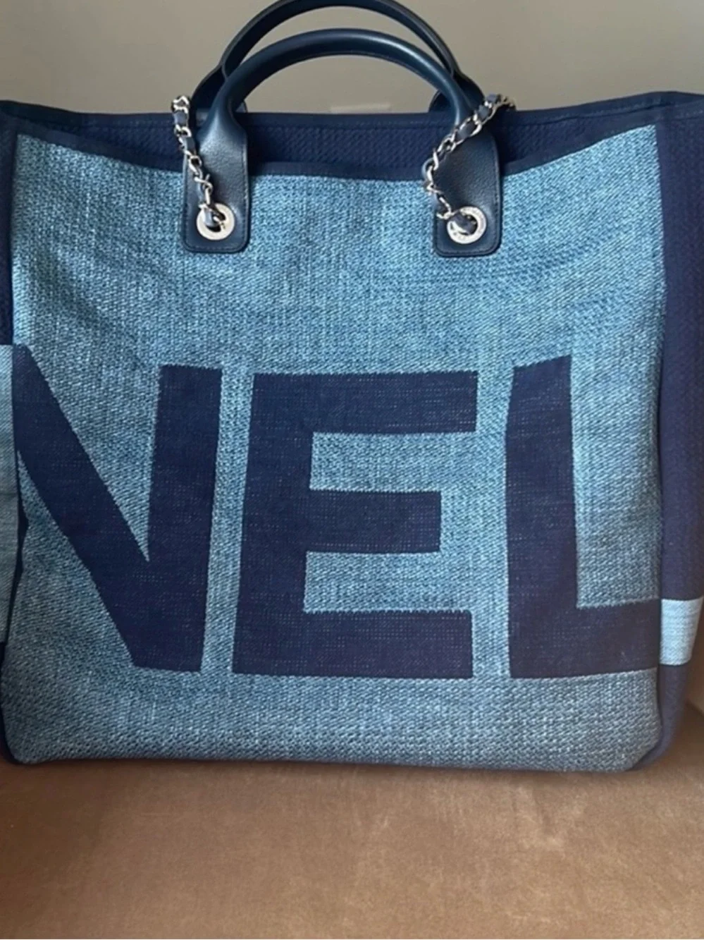 CHANEL XL DEAUVILLE Canvas Tote NEW - Picture 3 of 8